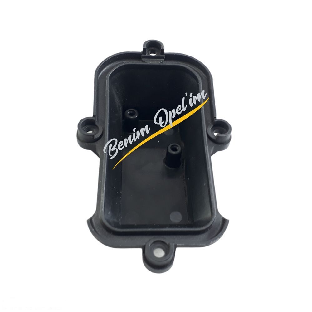İç ve Dış Aydınlatma | Volkswagen Polo Far Mesafe Arka Kapak Orijinal 2002-2007 1305102196 | 1305102196 | 